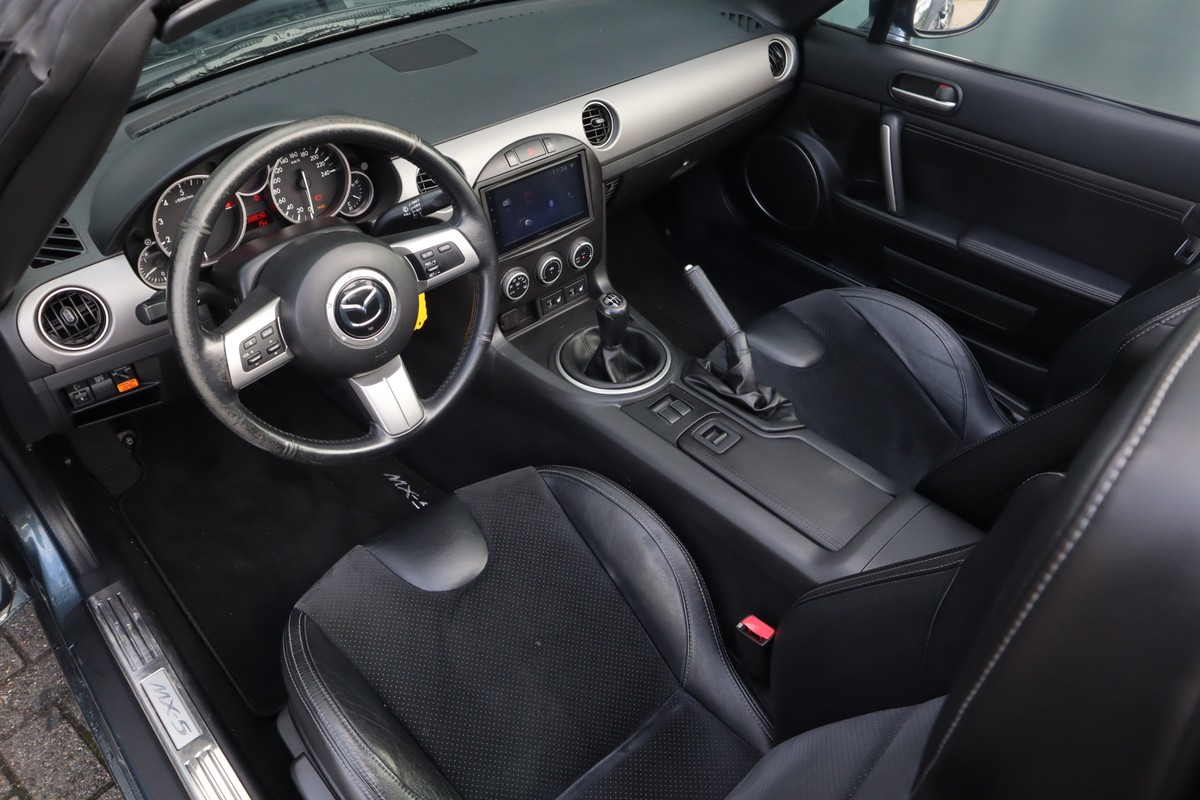 Mazda MX-5