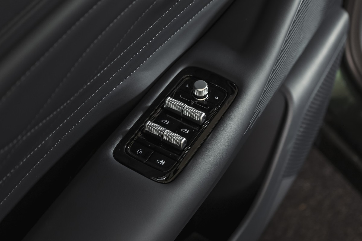 Geely Starray EM-i