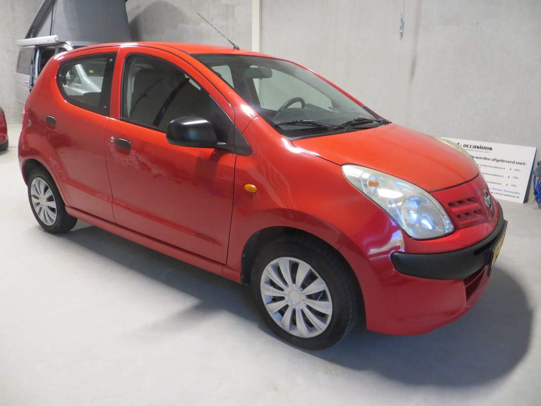 Nissan Pixo