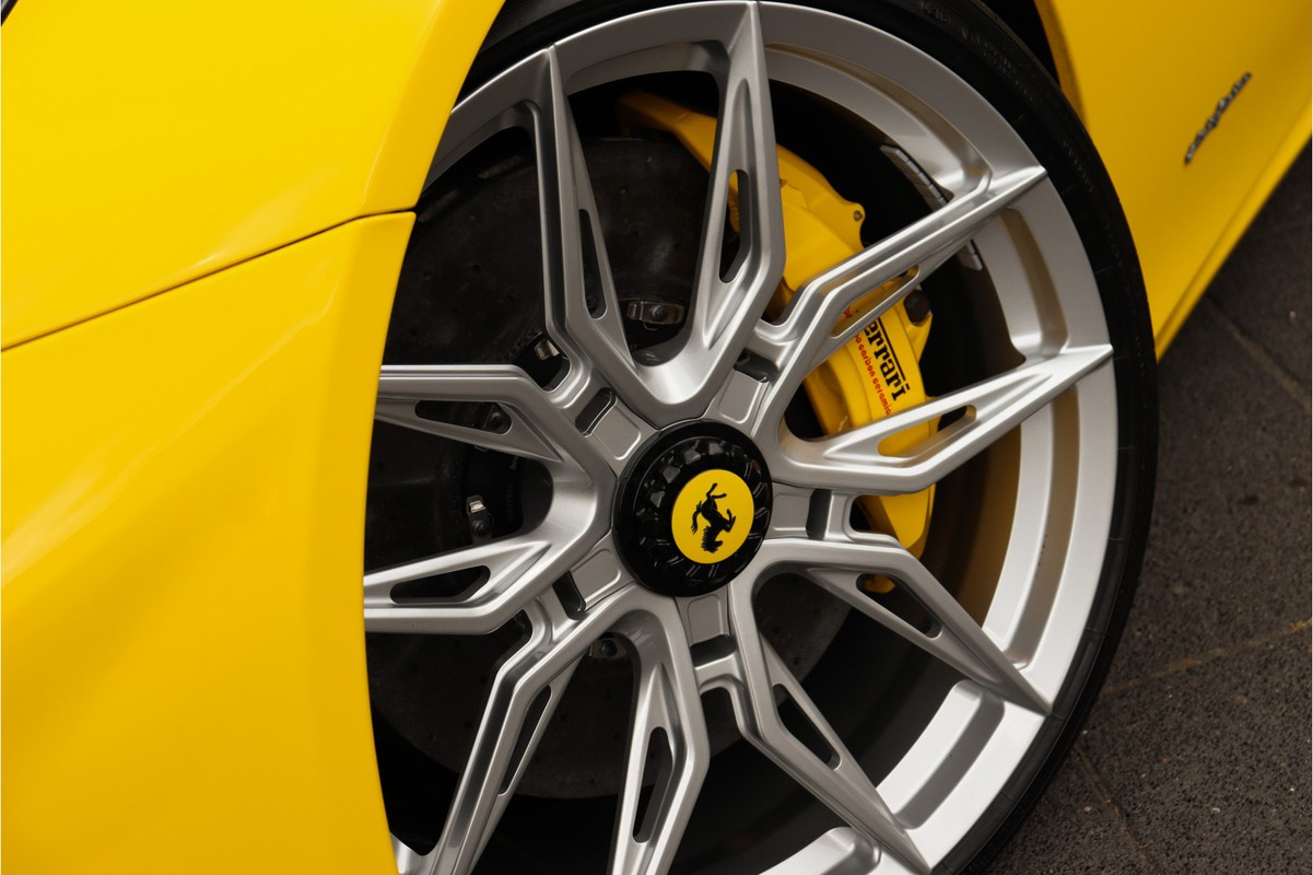 Ferrari F12