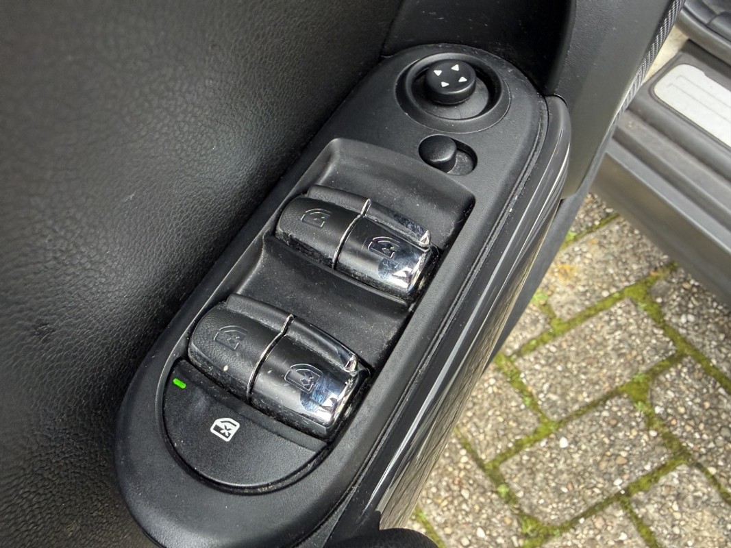 MINI 5-Deurs