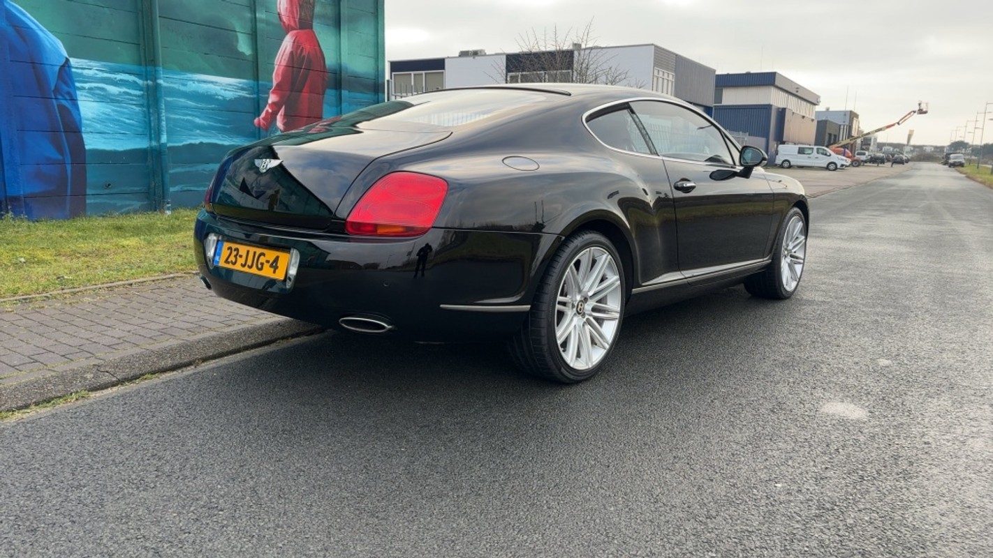 Bentley Continental GT