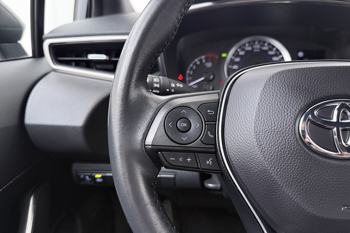 Toyota Corolla Touring Sports