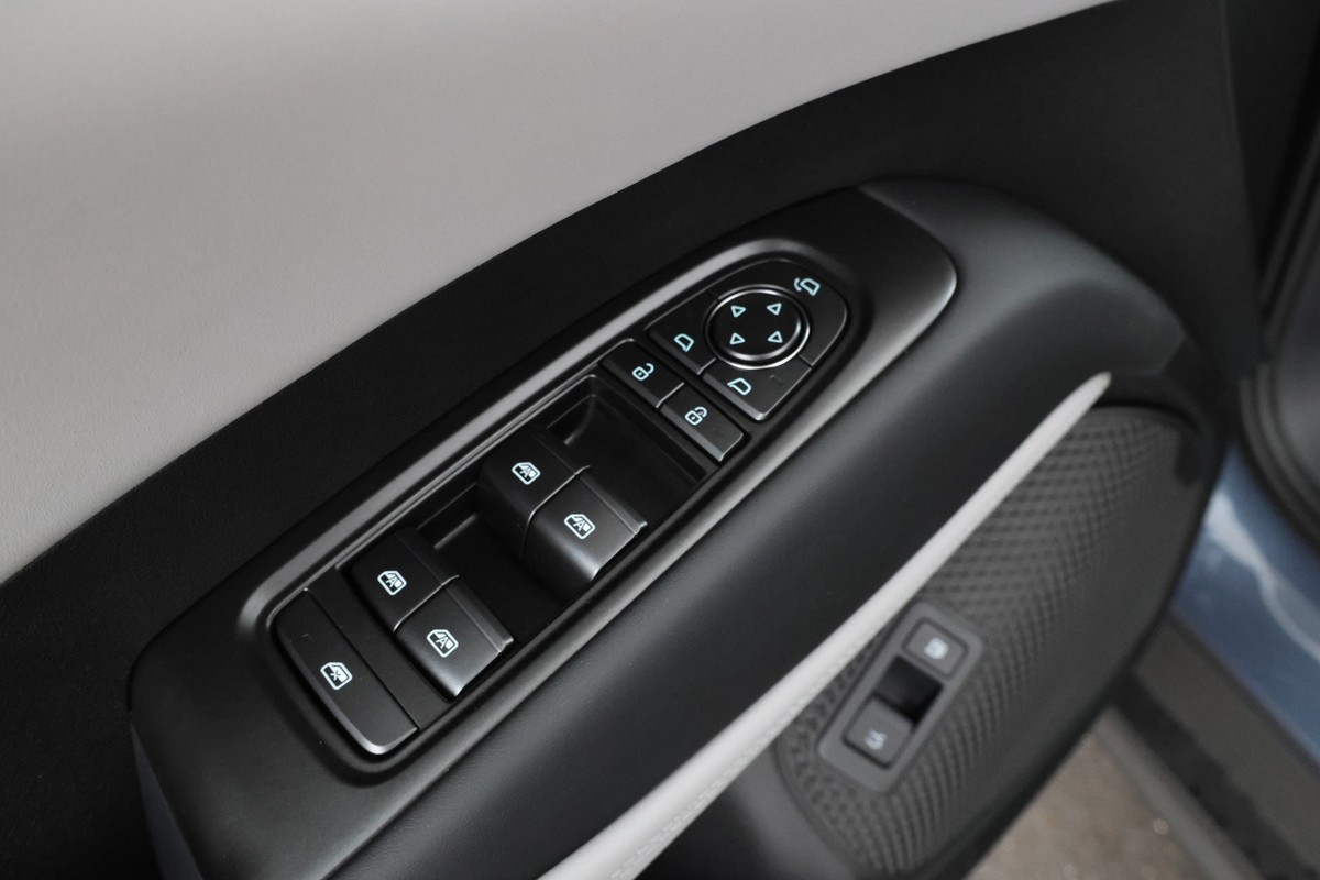 BYD SEAL