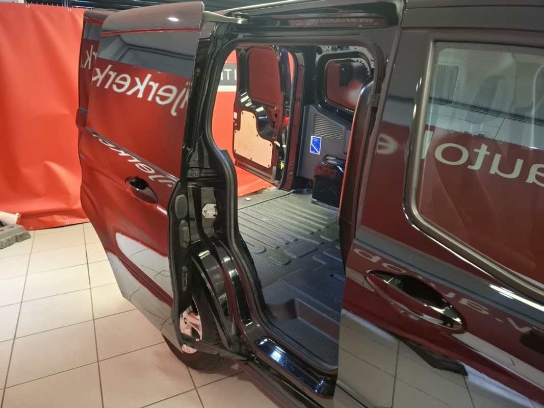 Ford Transit Courier