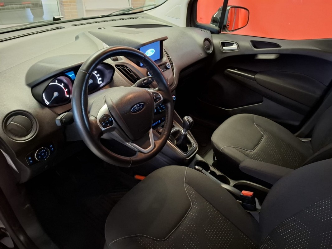 Ford Transit Courier