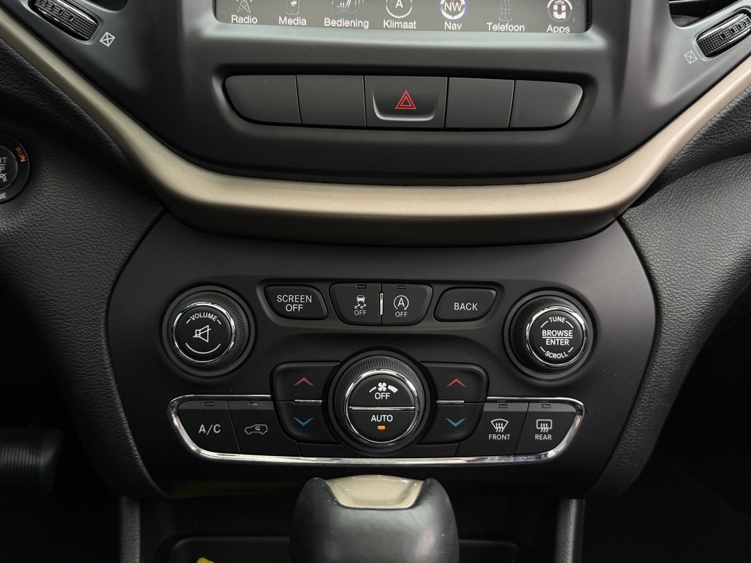 Jeep Cherokee