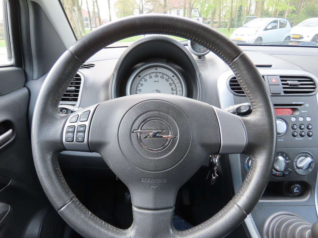 Opel Agila
