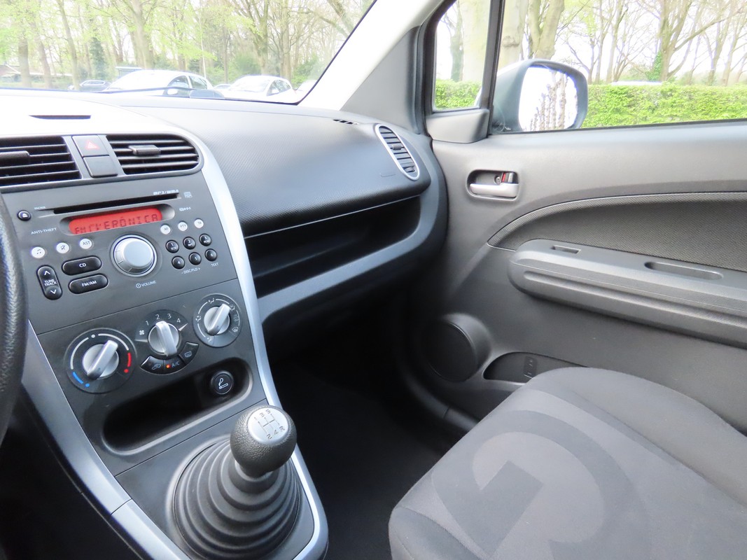 Opel Agila