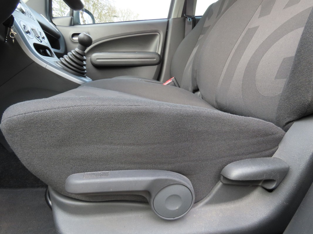 Opel Agila