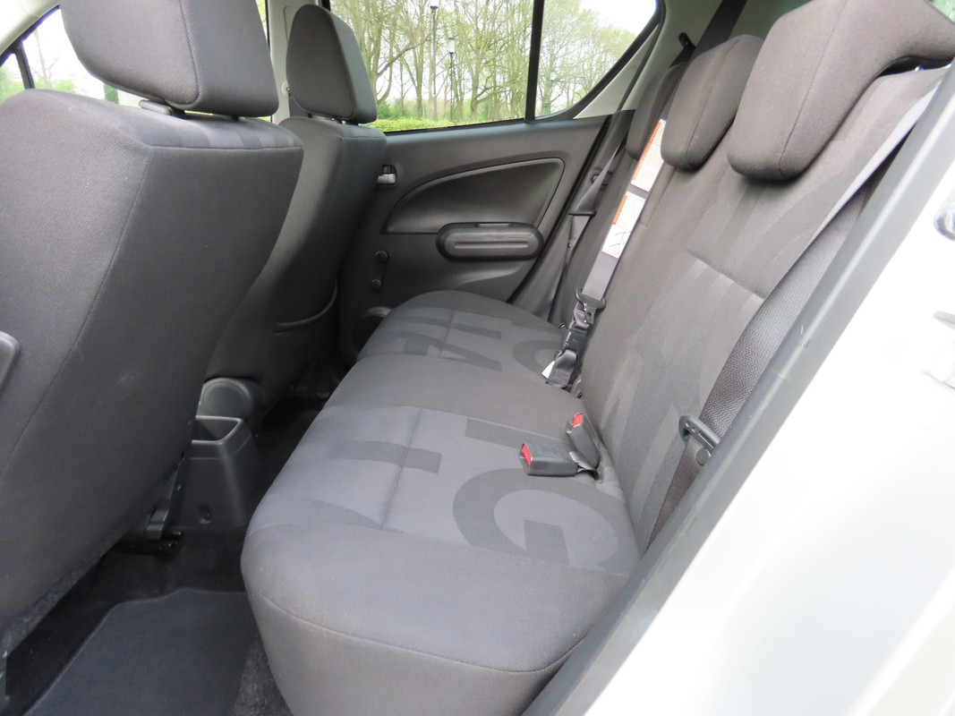 Opel Agila