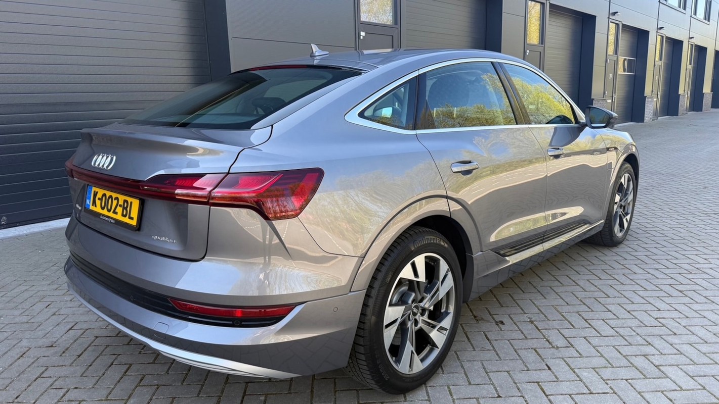 Audi e-tron