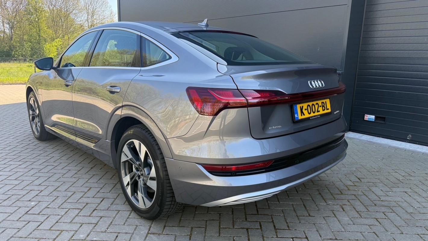 Audi e-tron