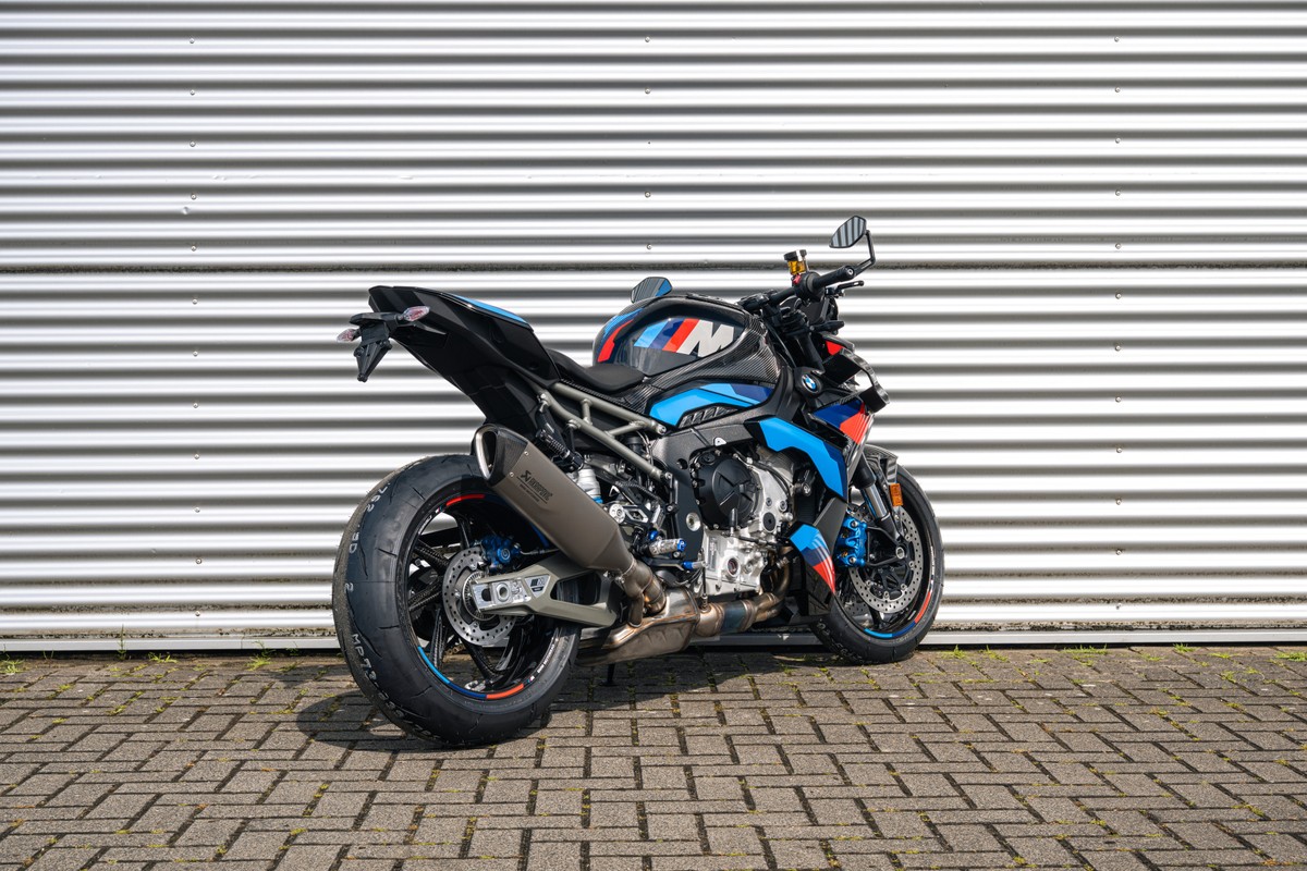 BMW M 1000 R