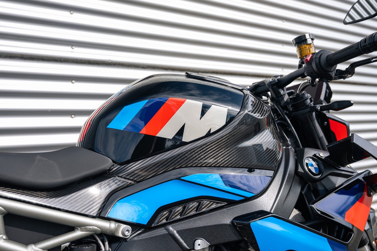 BMW M 1000 R