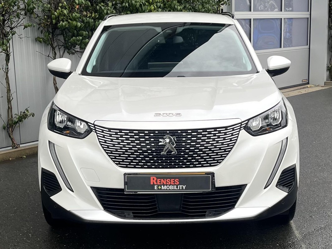 Peugeot e-2008