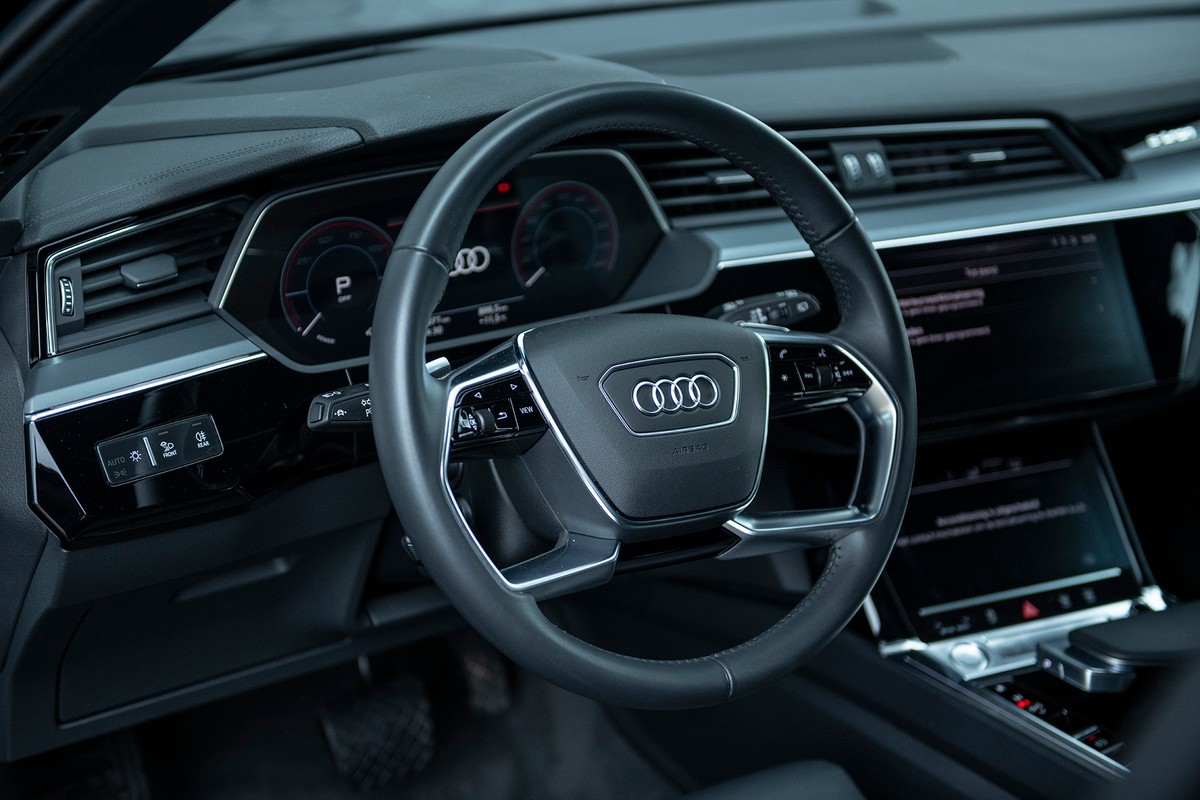 Audi e-tron