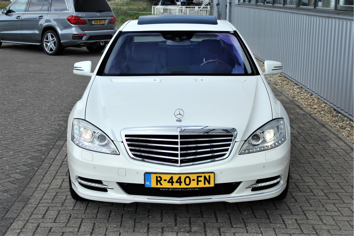Mercedes-Benz S-Klasse