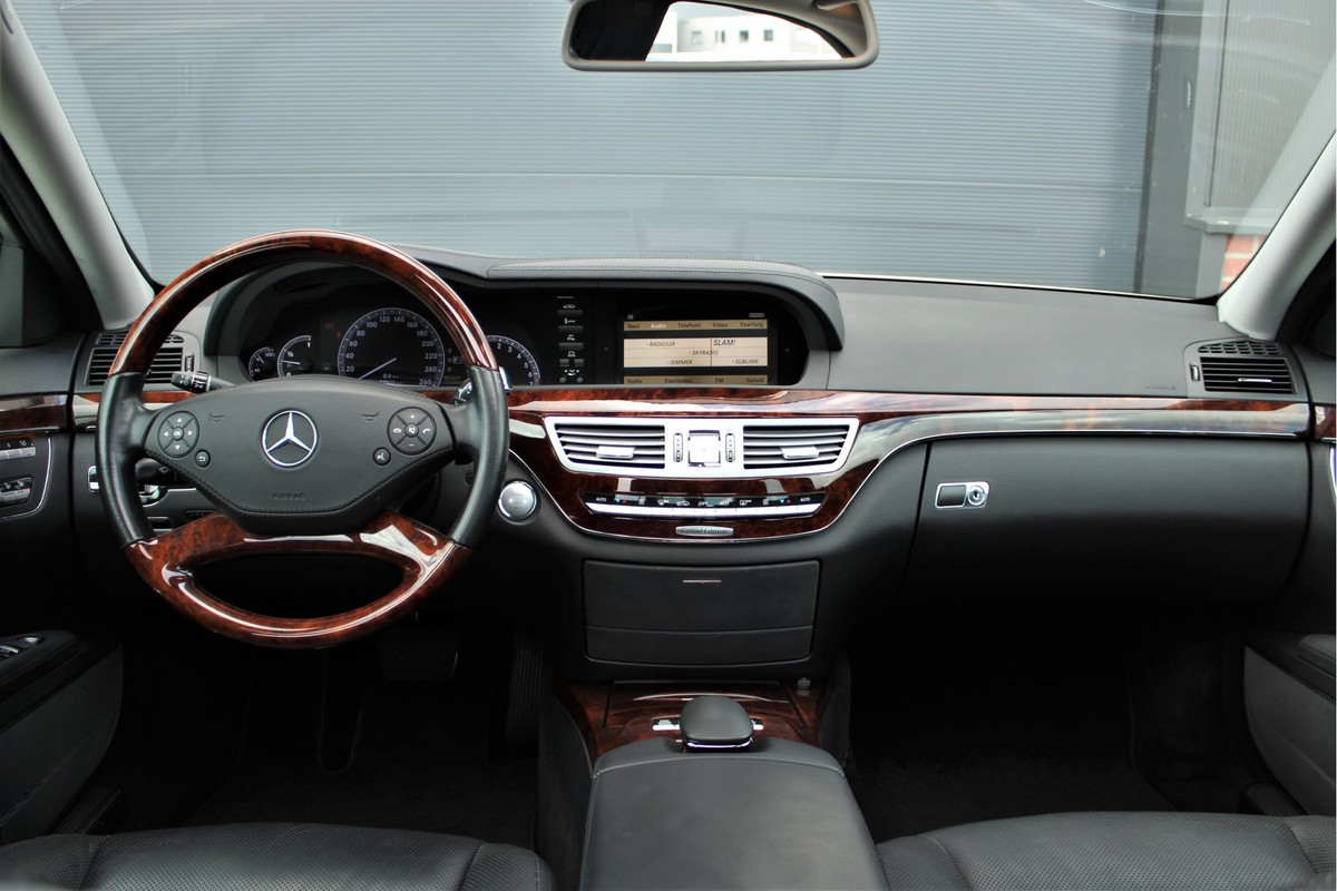 Mercedes-Benz S-Klasse