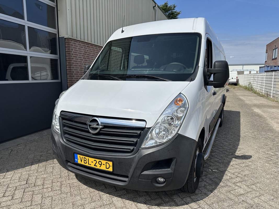 Opel Movano