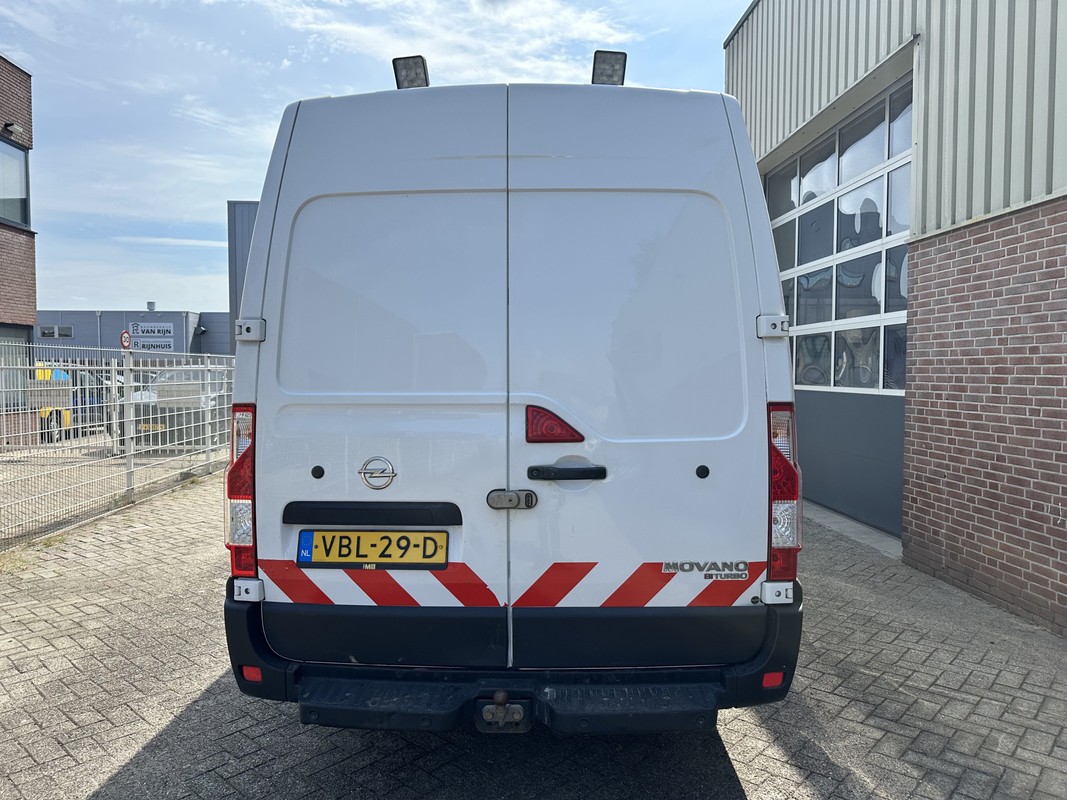 Opel Movano