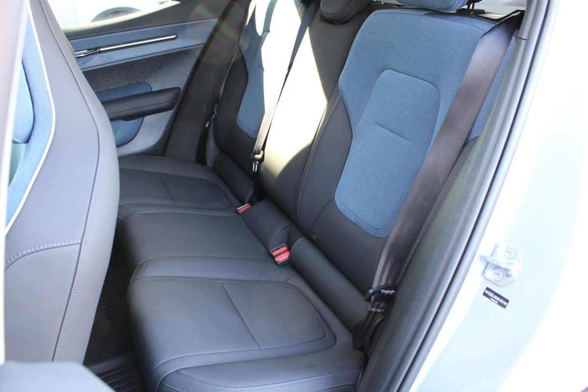 Volvo EX30