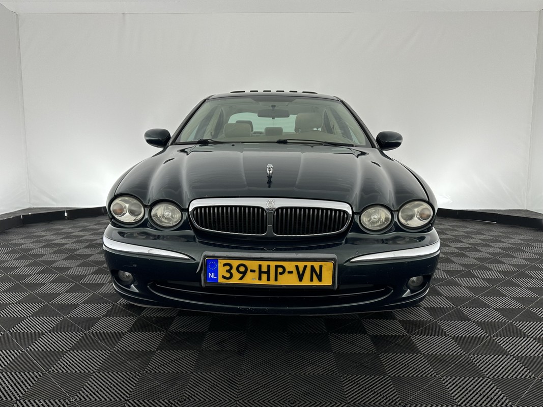 Jaguar X-Type
