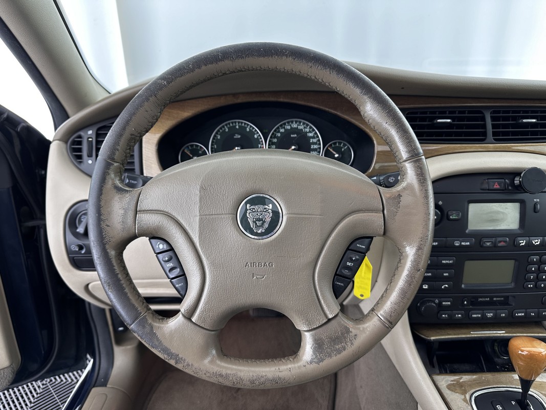 Jaguar X-Type