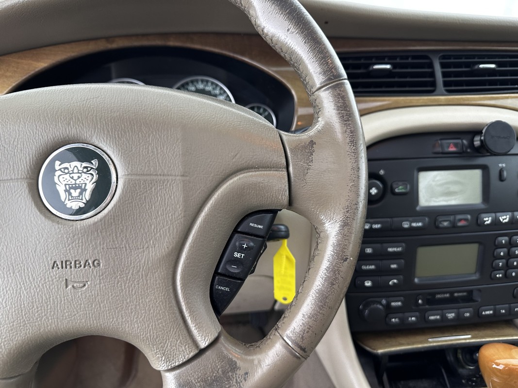 Jaguar X-Type