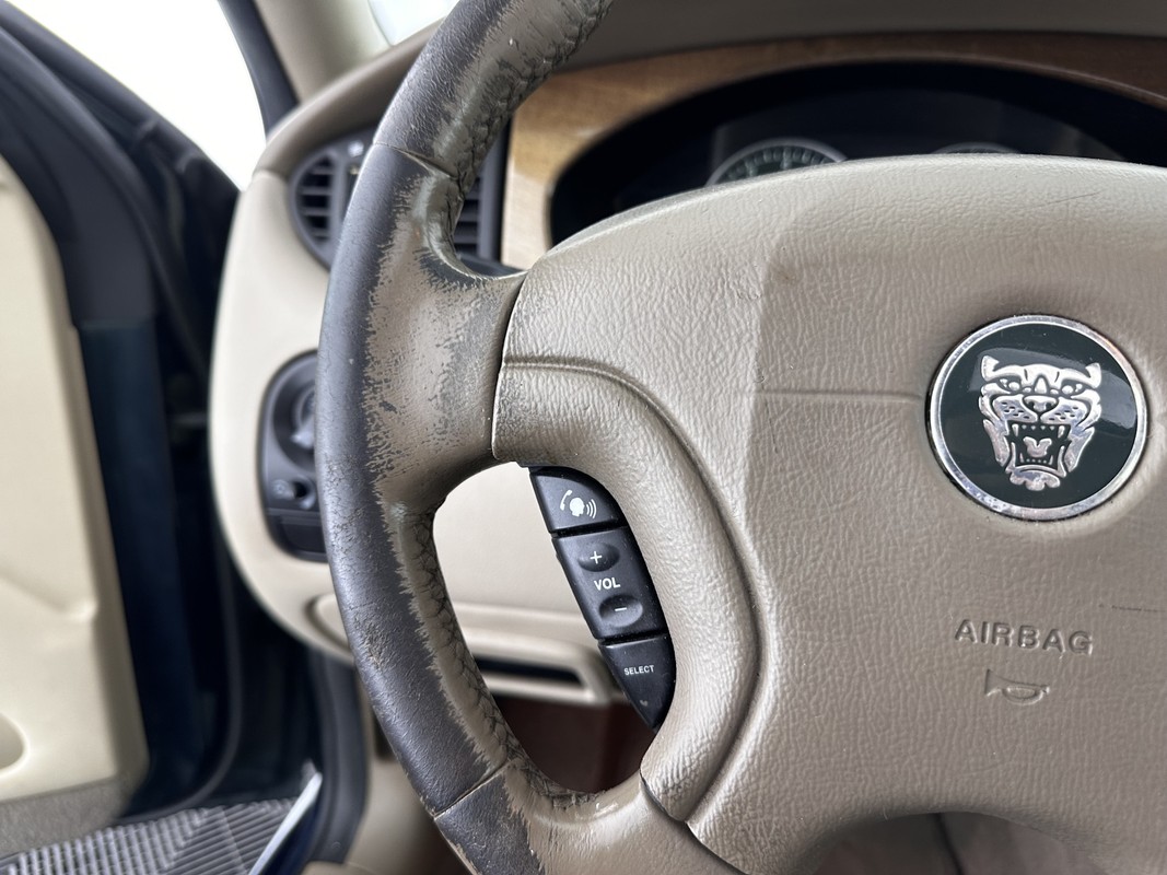 Jaguar X-Type