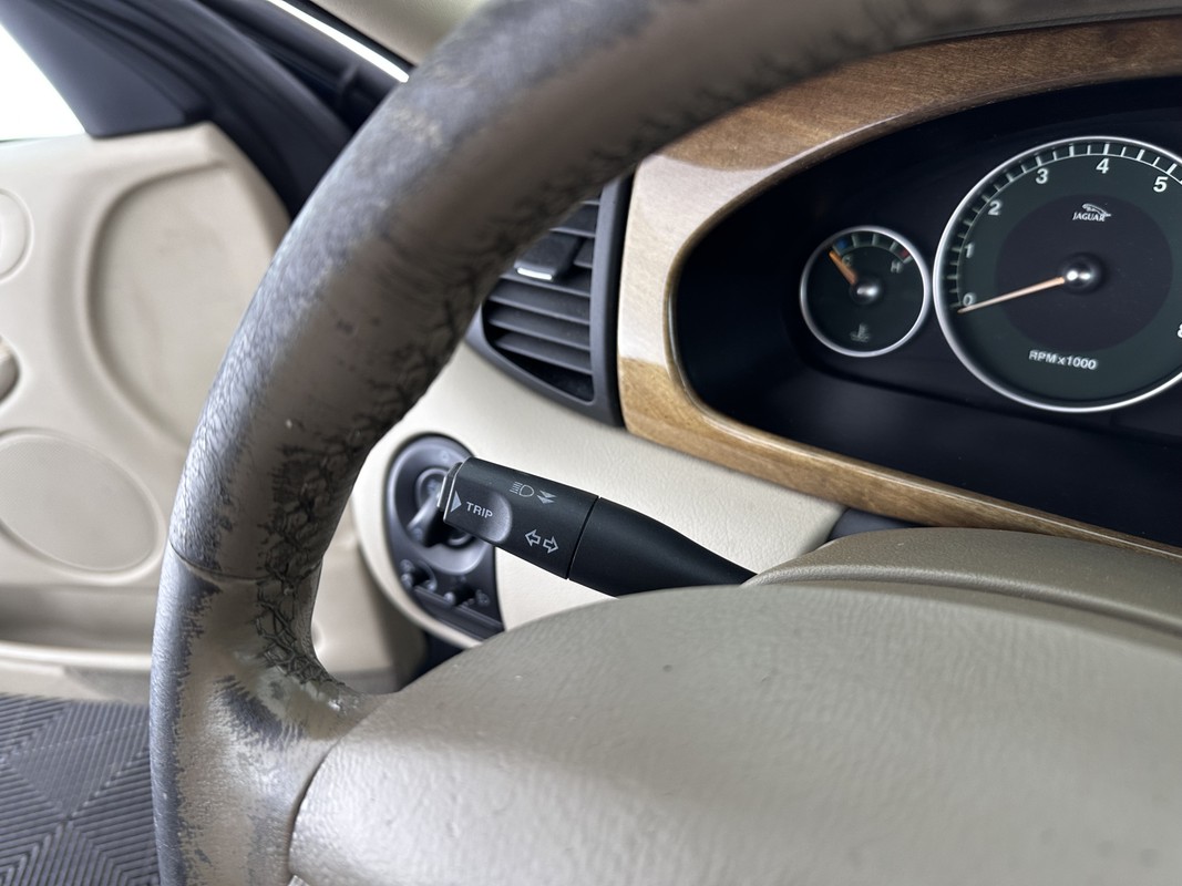 Jaguar X-Type