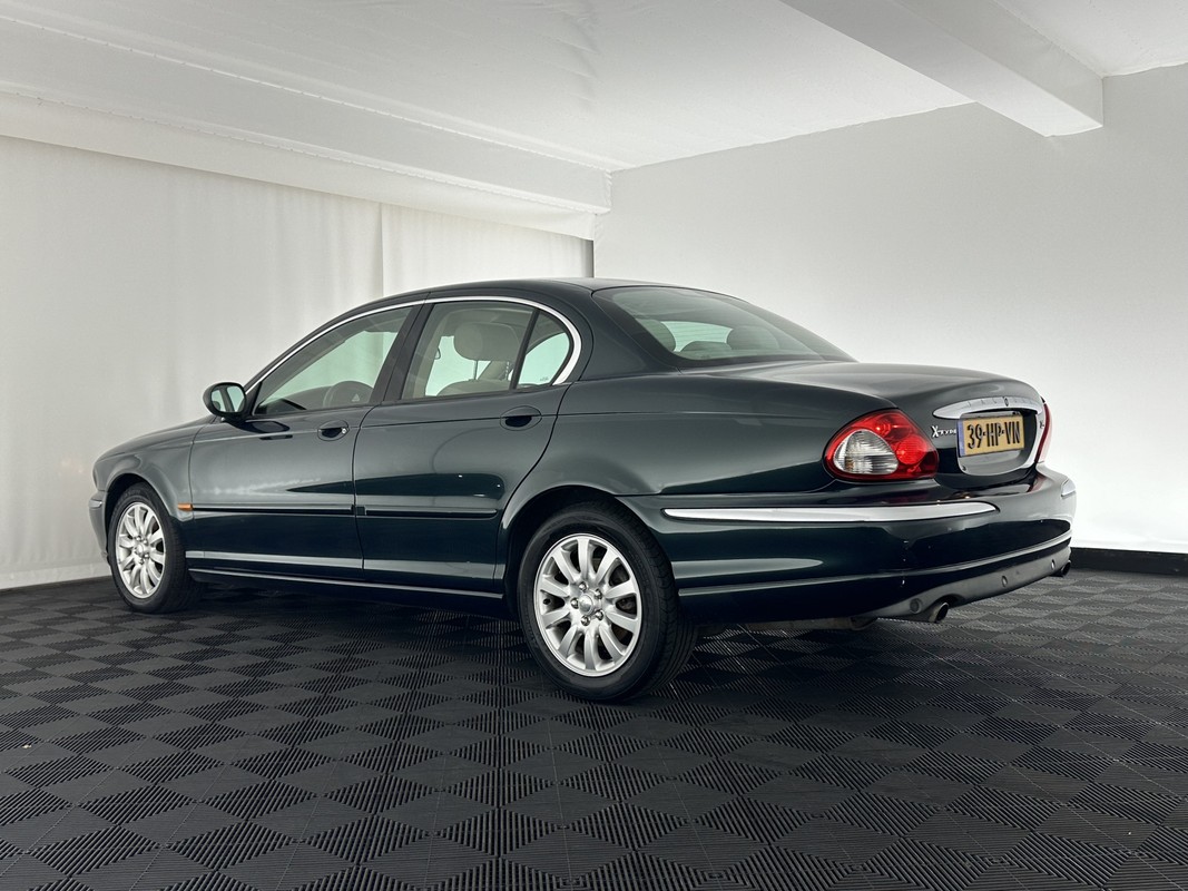 Jaguar X-Type