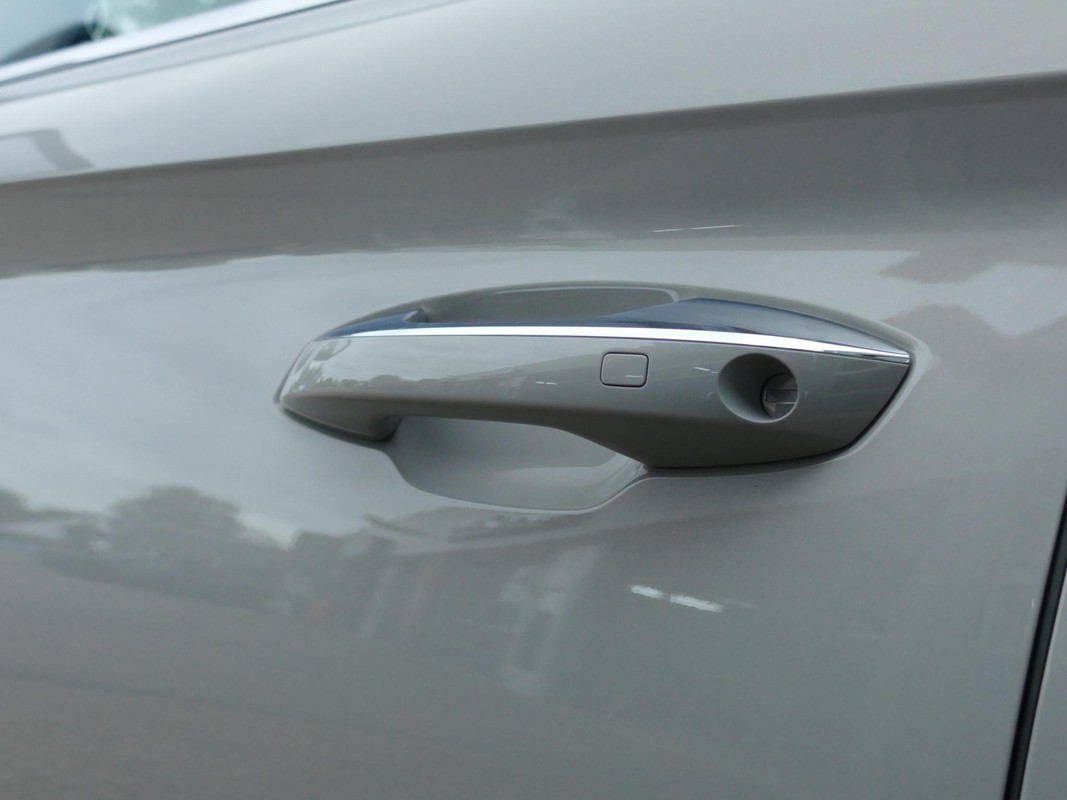 BYD SEAL U