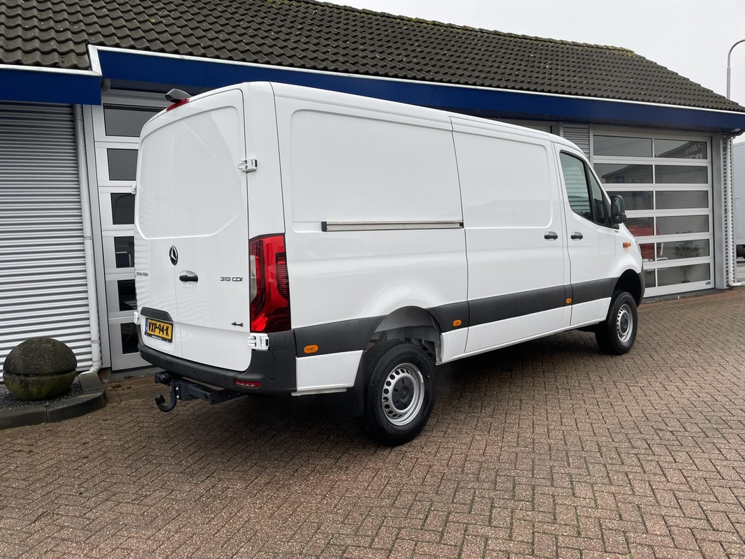 Mercedes-Benz Sprinter