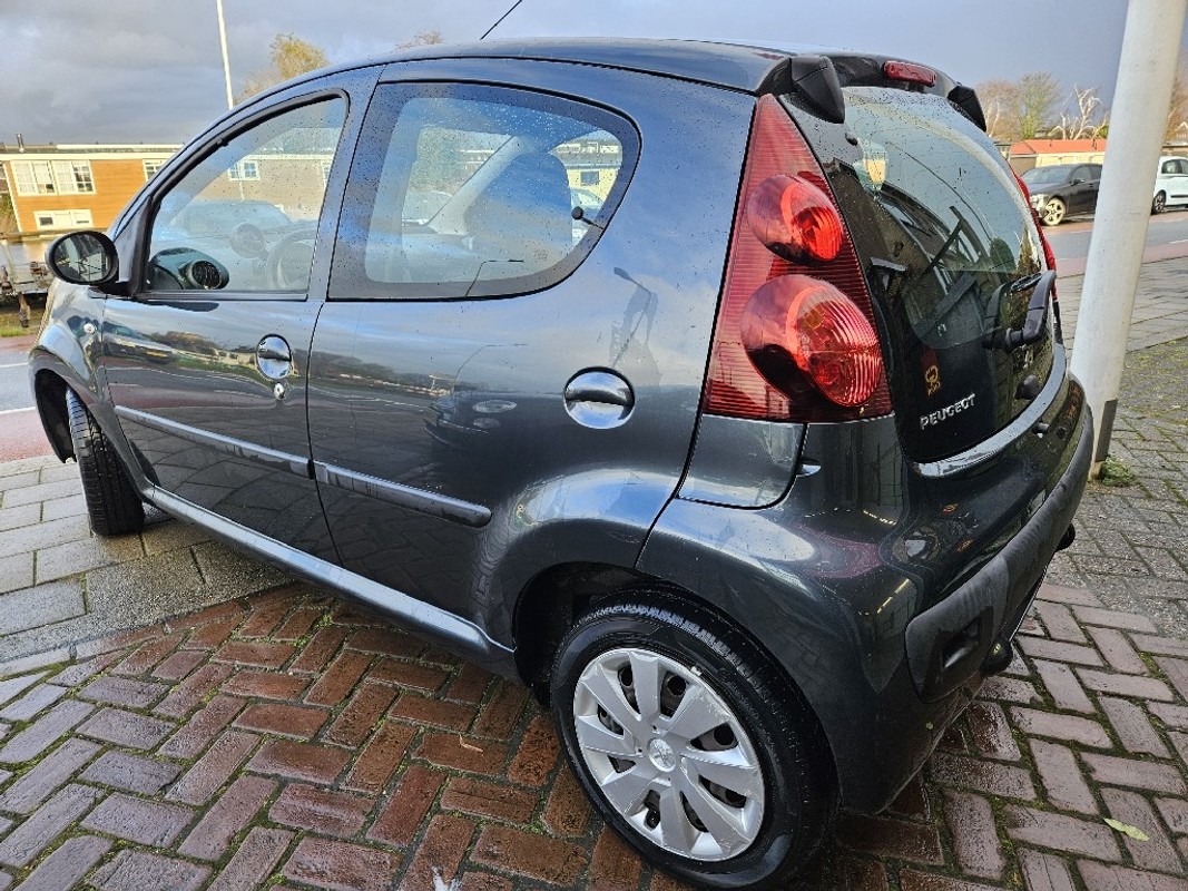 Peugeot 107