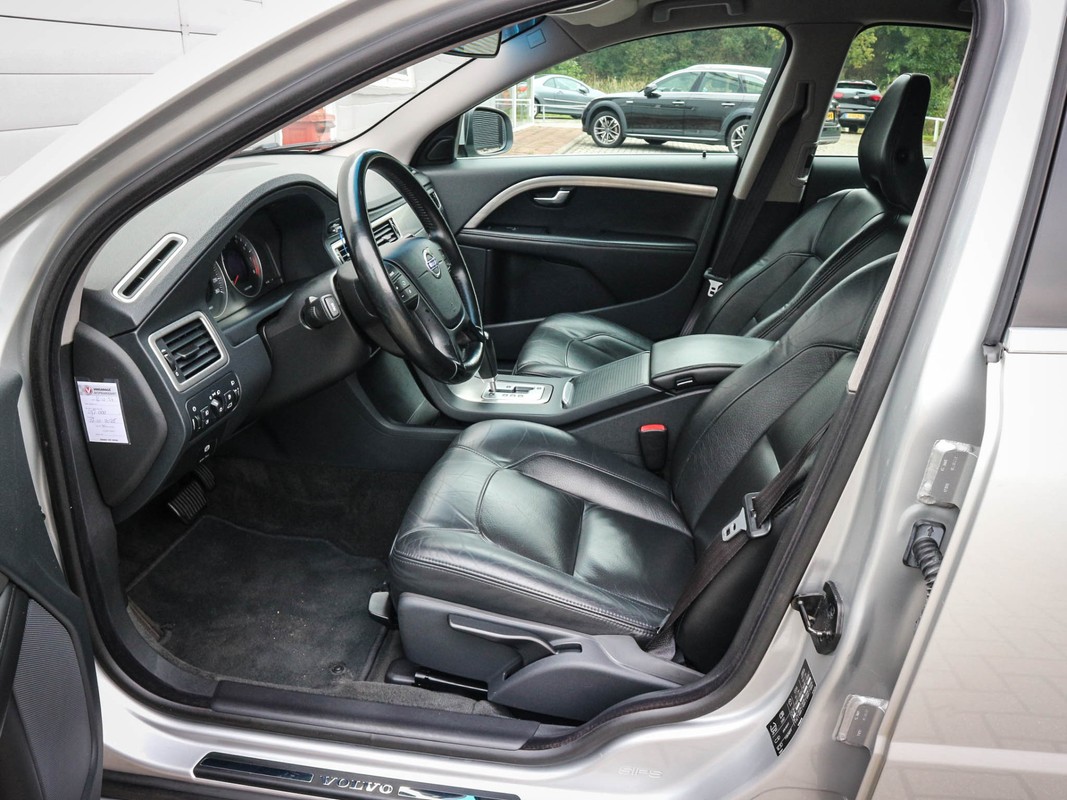 Volvo S80
