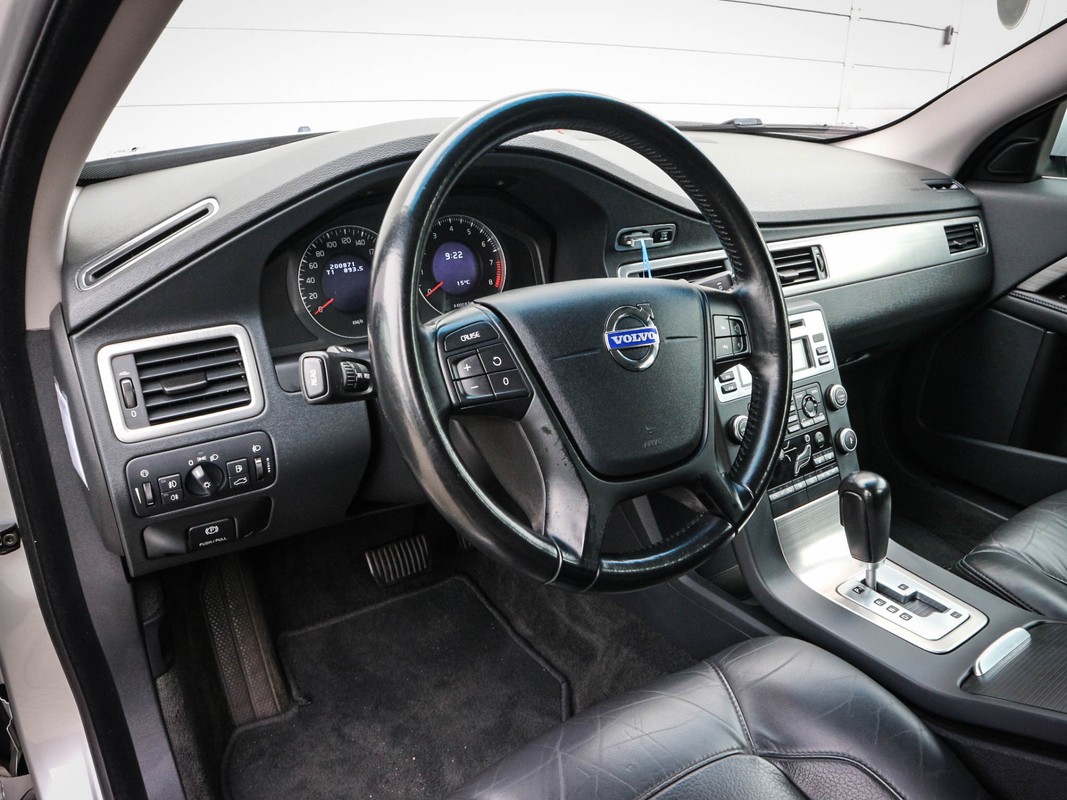 Volvo S80