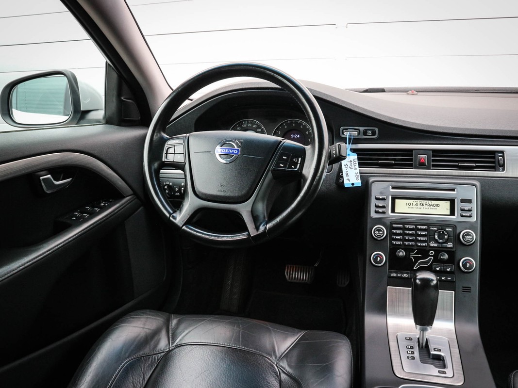 Volvo S80