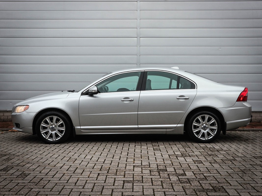 Volvo S80