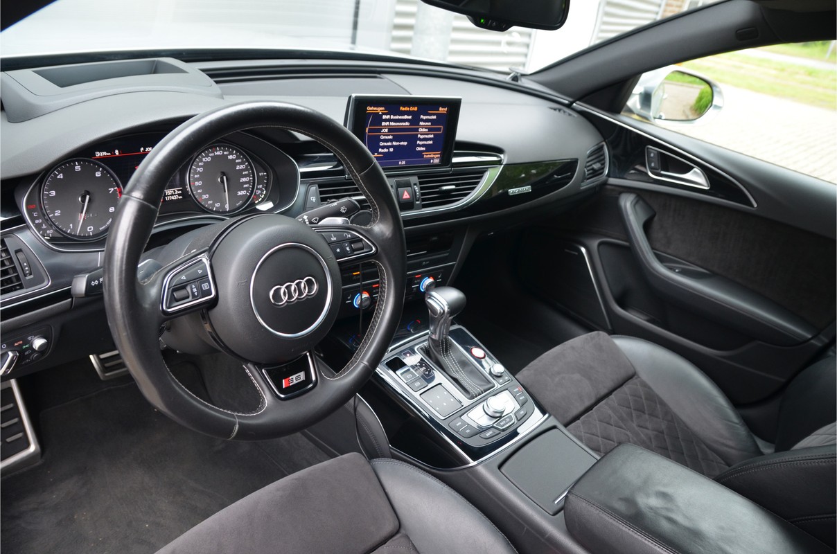 Audi S6