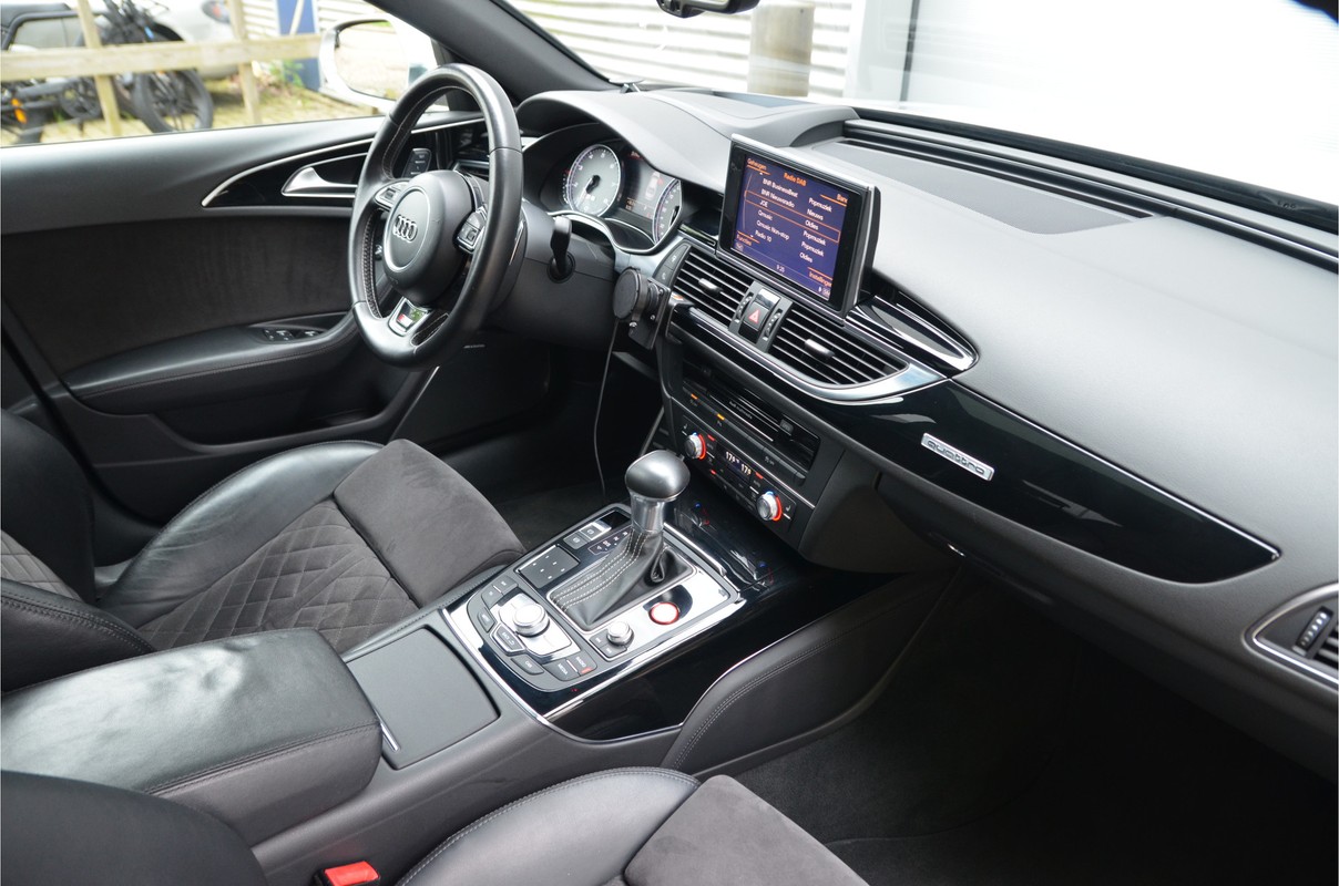 Audi S6