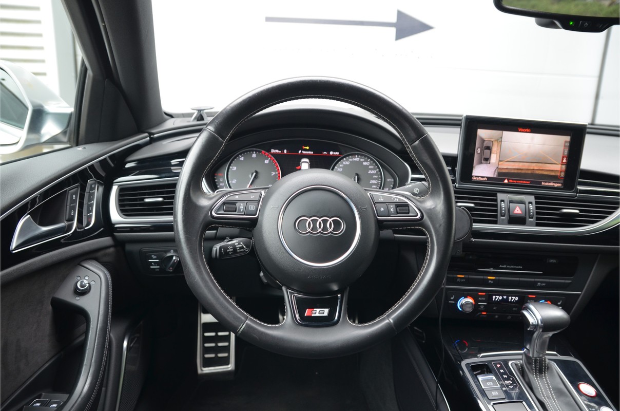 Audi S6