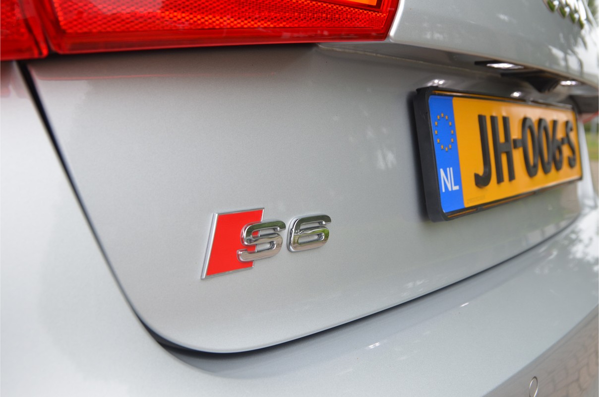 Audi S6