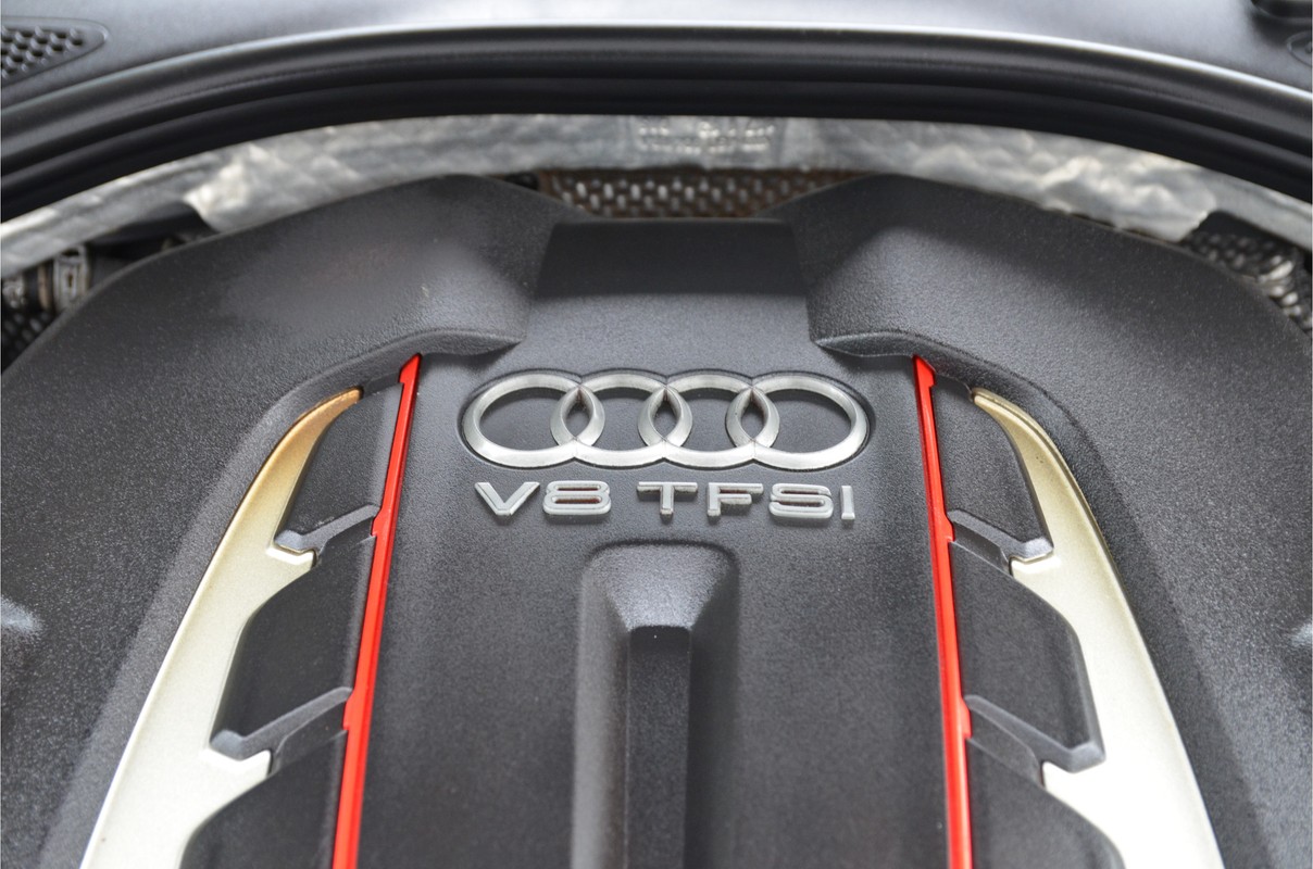 Audi S6