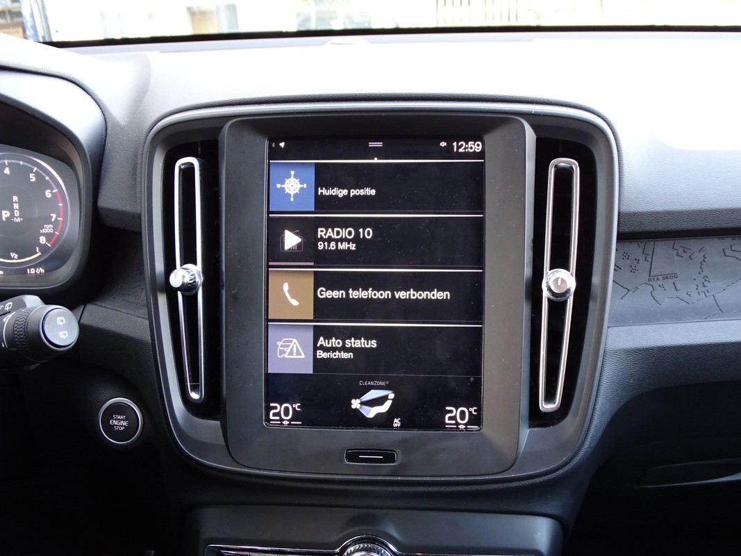 Volvo XC40