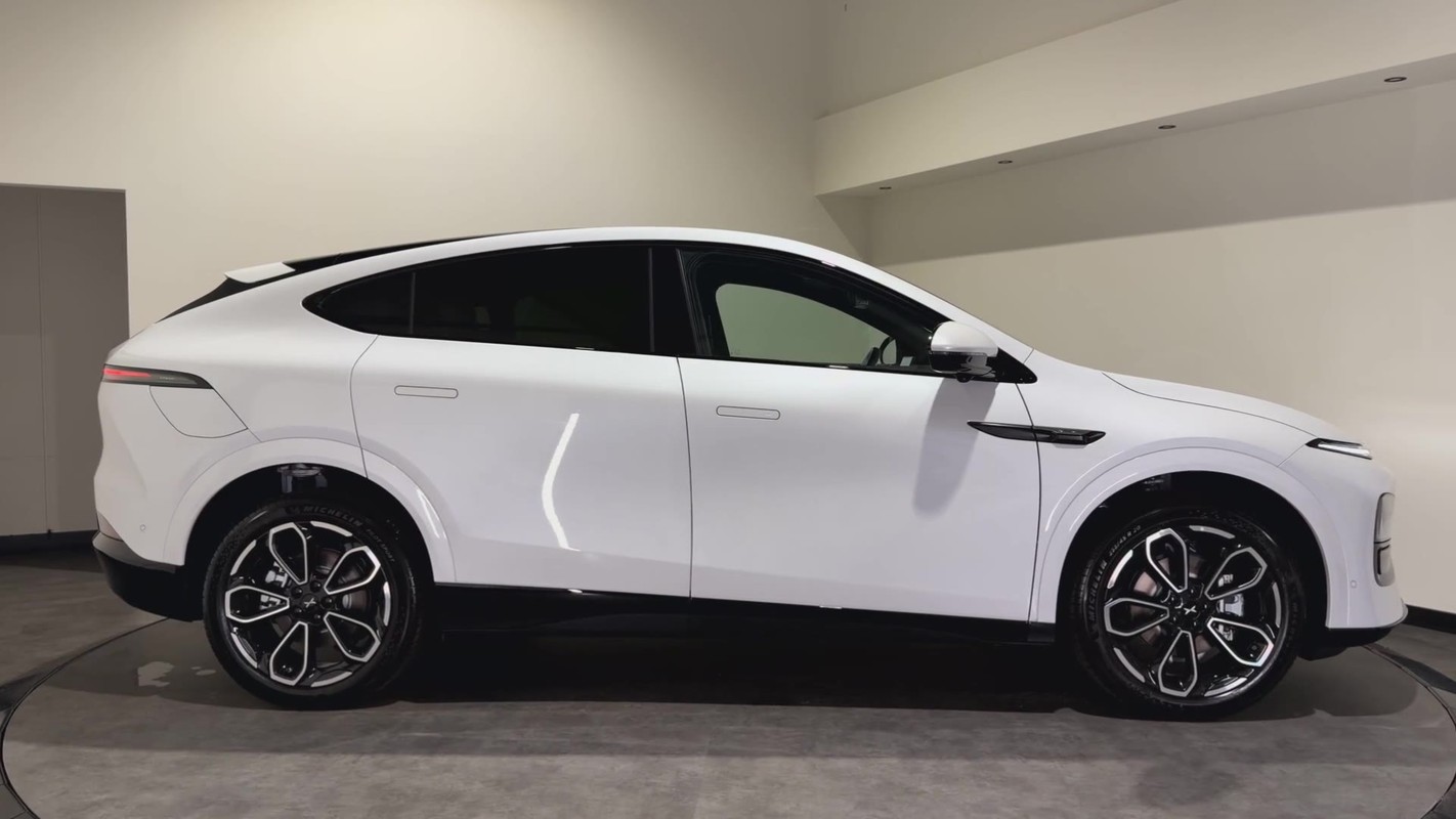 XPENG G6