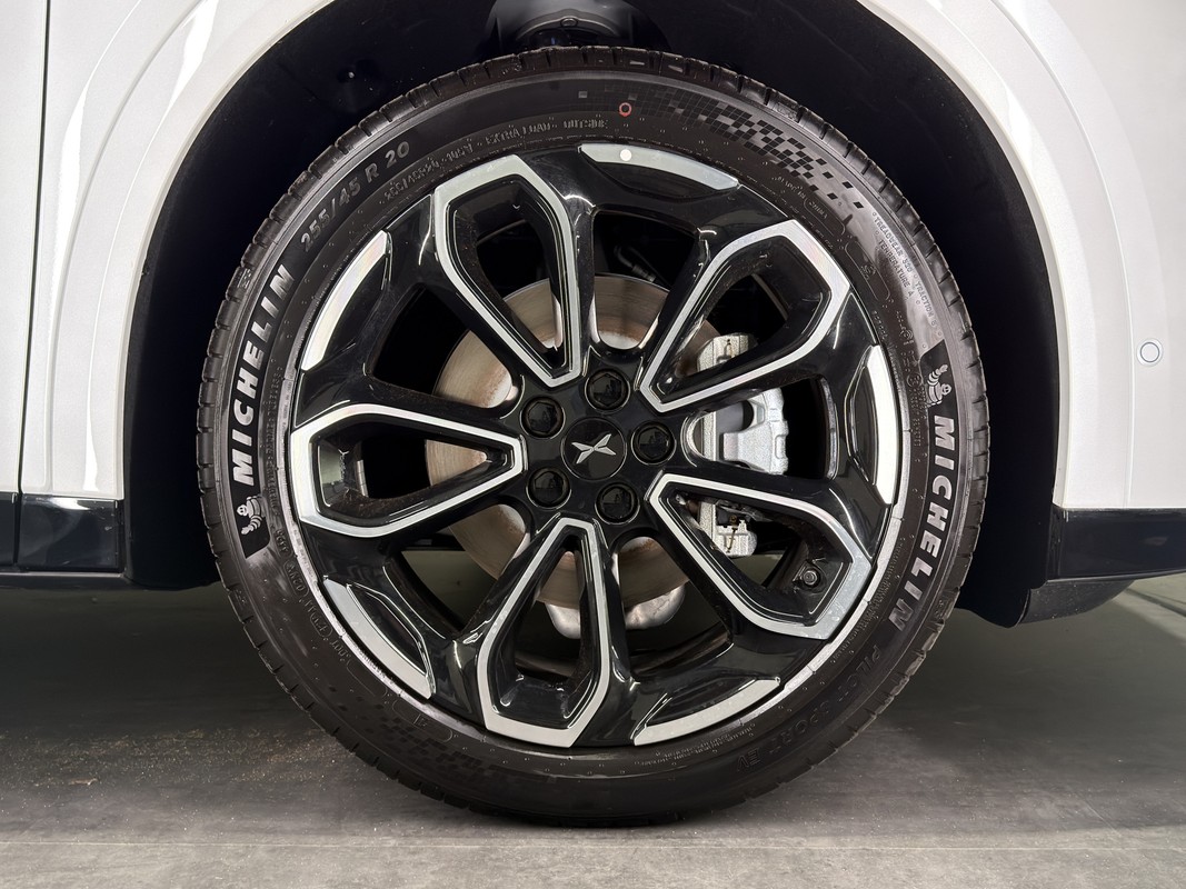 XPENG G6