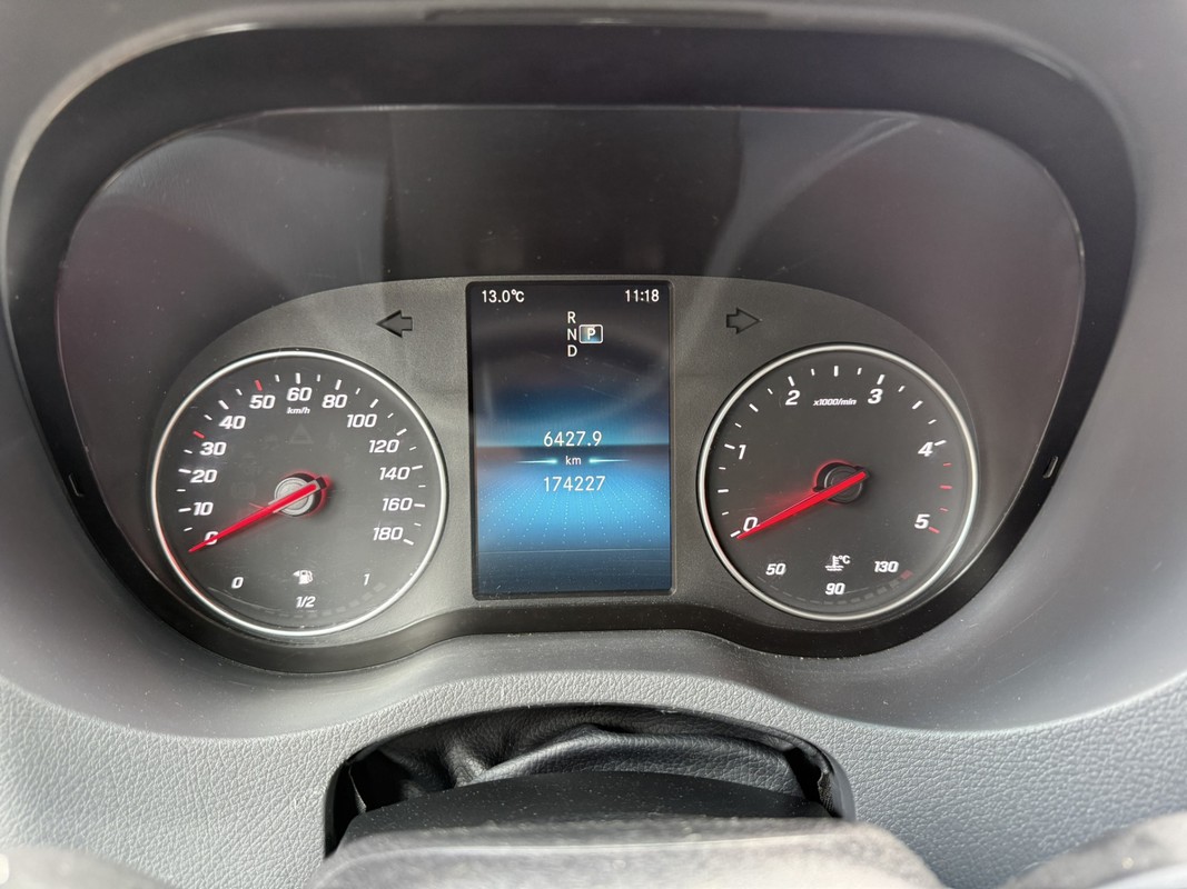 Mercedes-Benz Sprinter