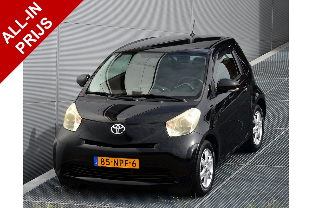 Toyota iQ