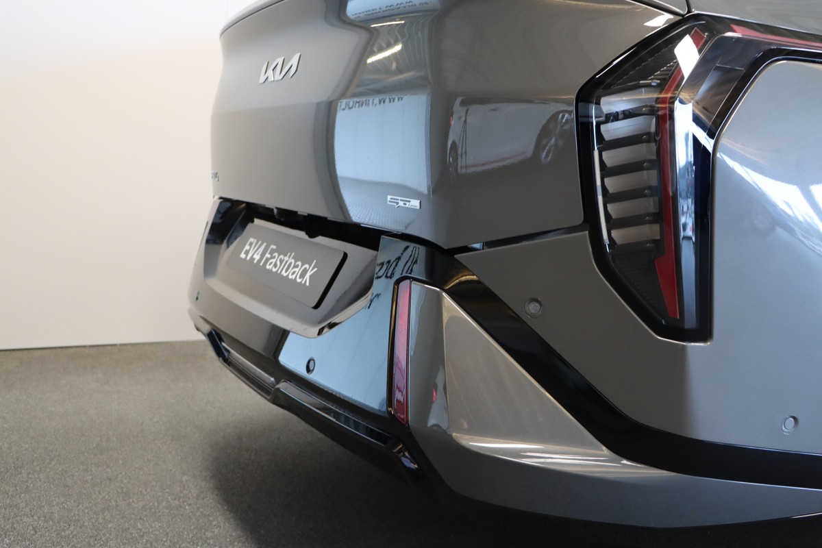 Kia EV4